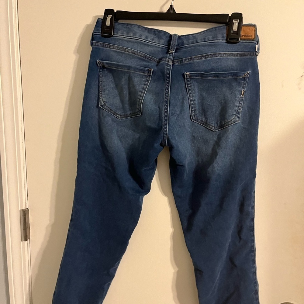 Women's Blue Jeans - Picture 3 of 3